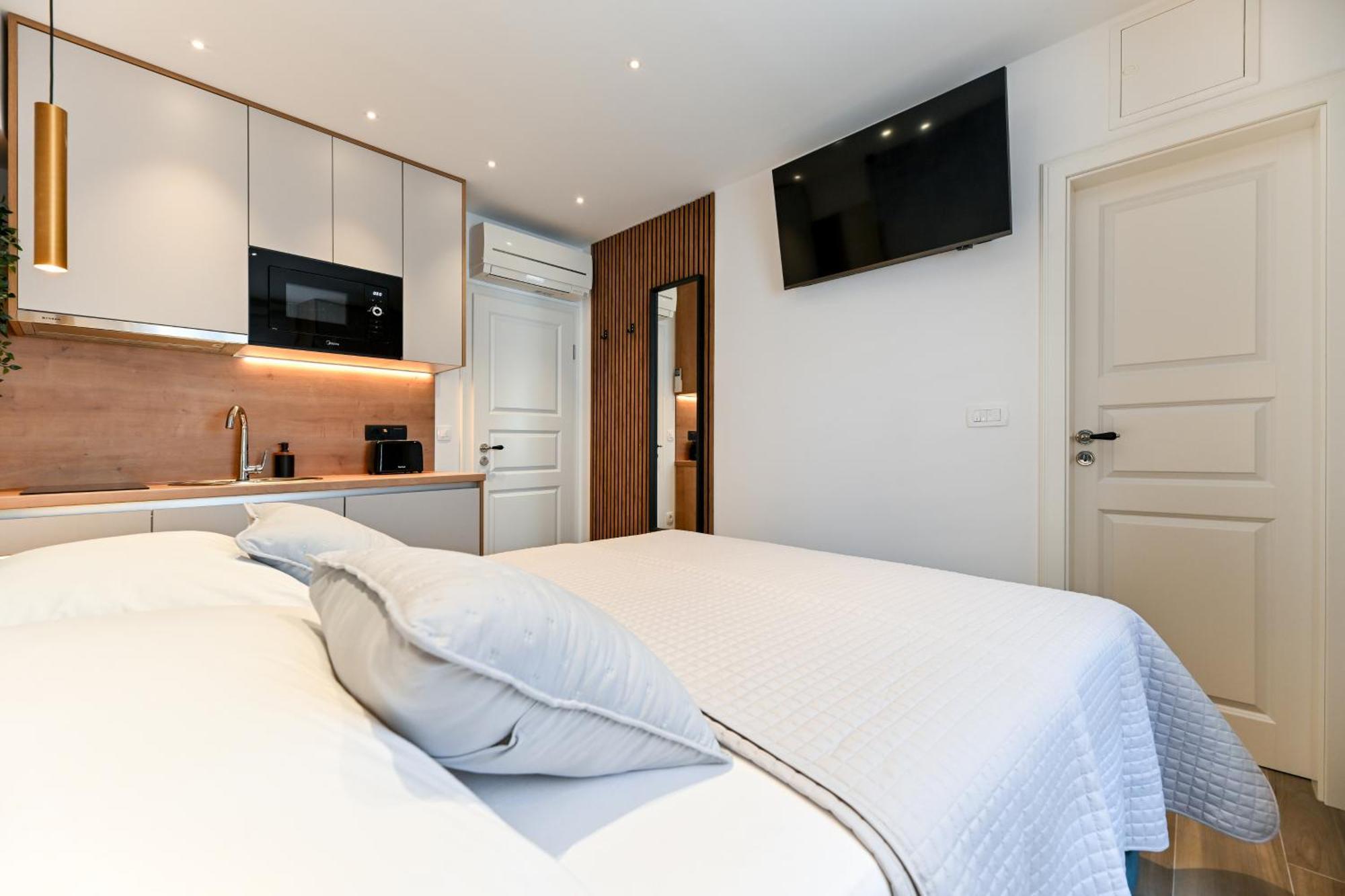 Apartments And Rooms Nekic Zadar Exterior foto