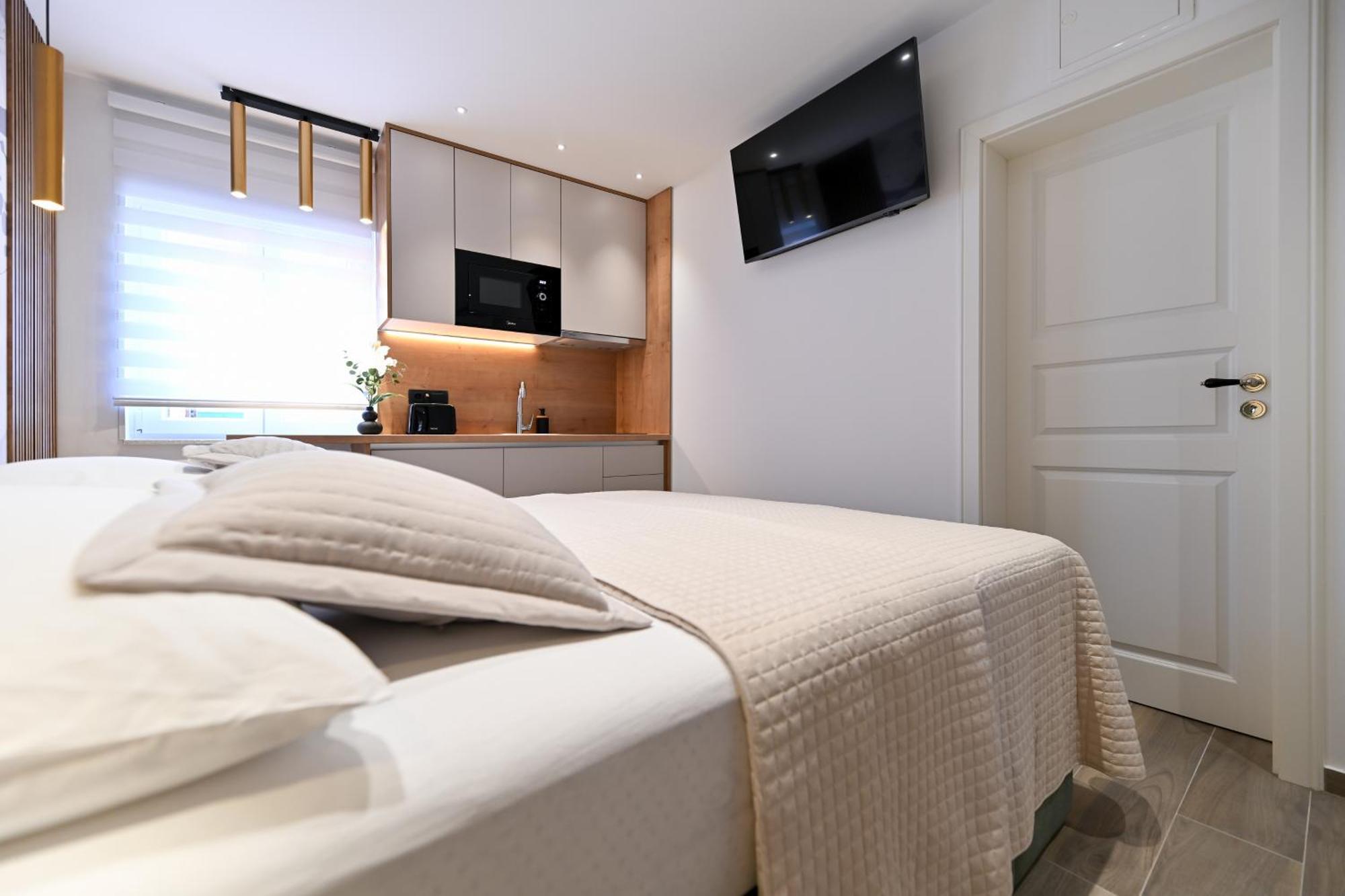Apartments And Rooms Nekic Zadar Exterior foto