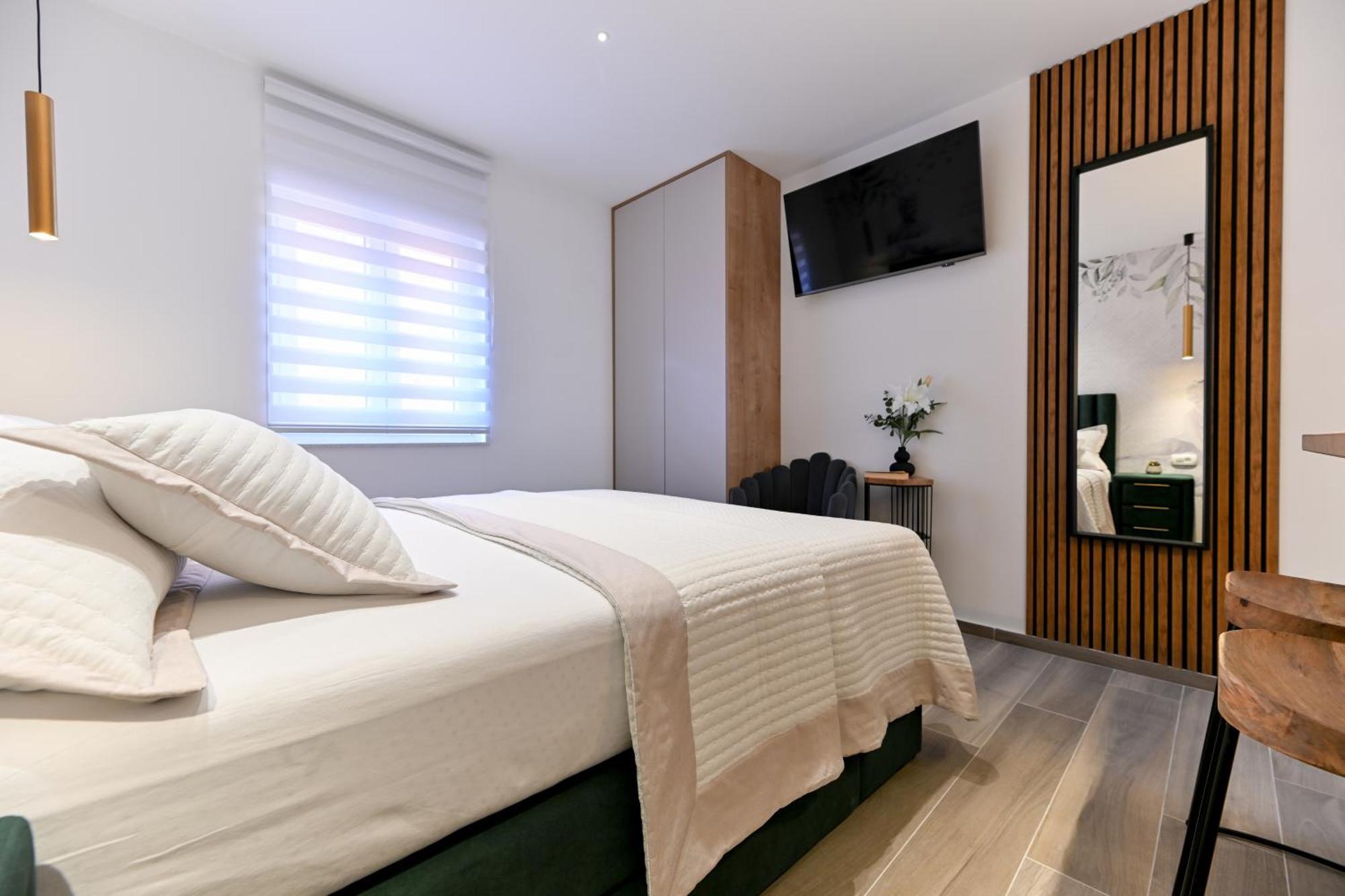 Apartments And Rooms Nekic Zadar Exterior foto