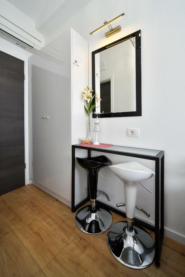 Apartments And Rooms Nekic Zadar Exterior foto